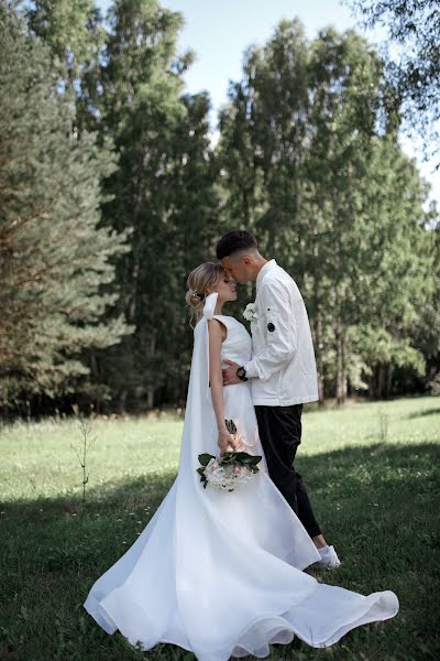 Wedding photographer Darina Sirotinskaya (darina19). Photo of 12 September 2022