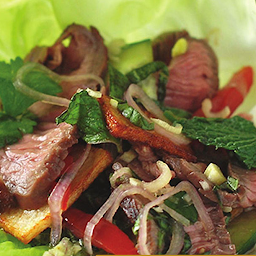 Spicy Beef Salad