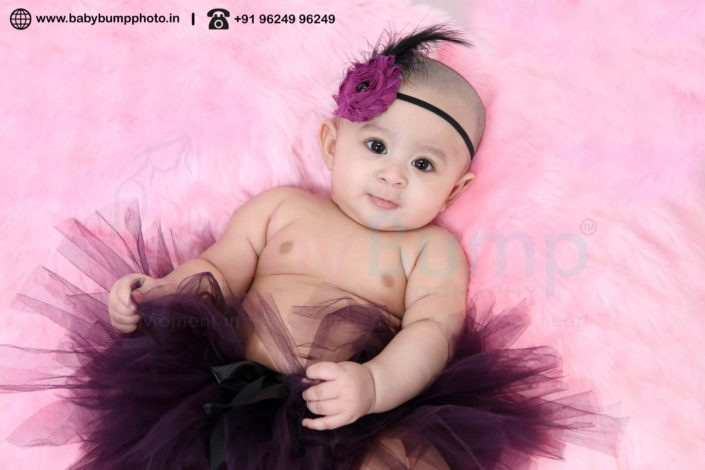 an image of a newborn baby captured by a newborn photographer in Ahmedabad