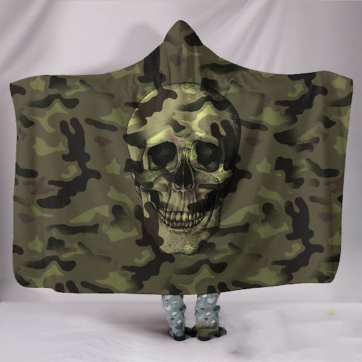 Title 1, Camouflage Skull Hooded Blanket. Cozy, soft, an...