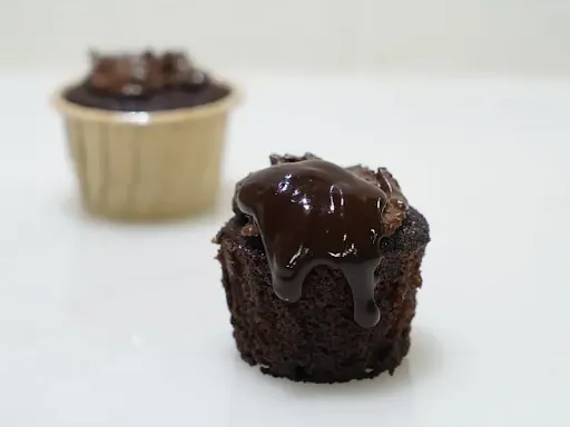 Special Chocolava CROCANTE Cupcake [Pack Of 2]