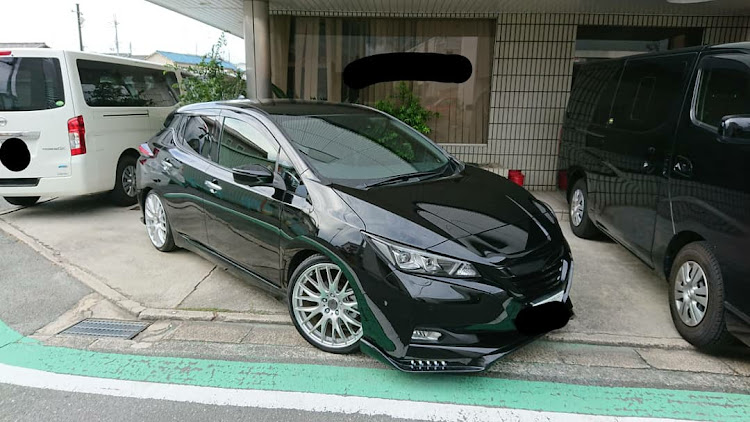 リーフのリーフ・ZE1・電気自動車・日産に関するカスタム事例の投稿画像1枚目