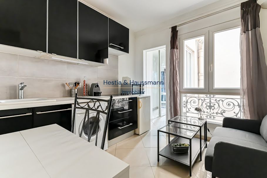 Location meublée appartement 2 pièces 25 m² à Paris 10ème (75010), 1 290 €