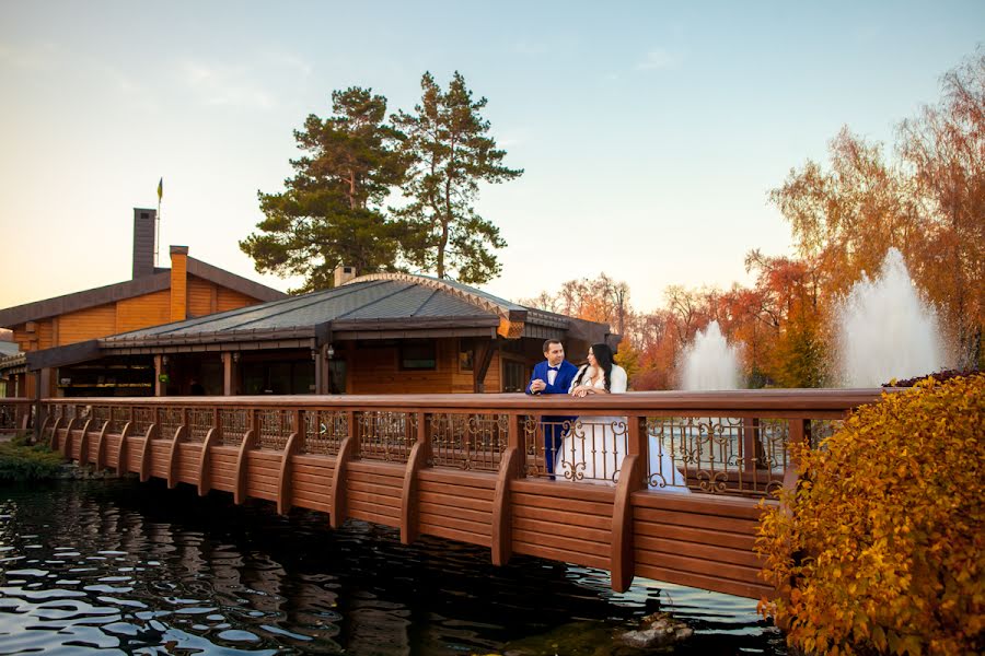 Wedding photographer Maksim Mikhaylyuchenko (wedphotographer). Photo of 17 February 2016