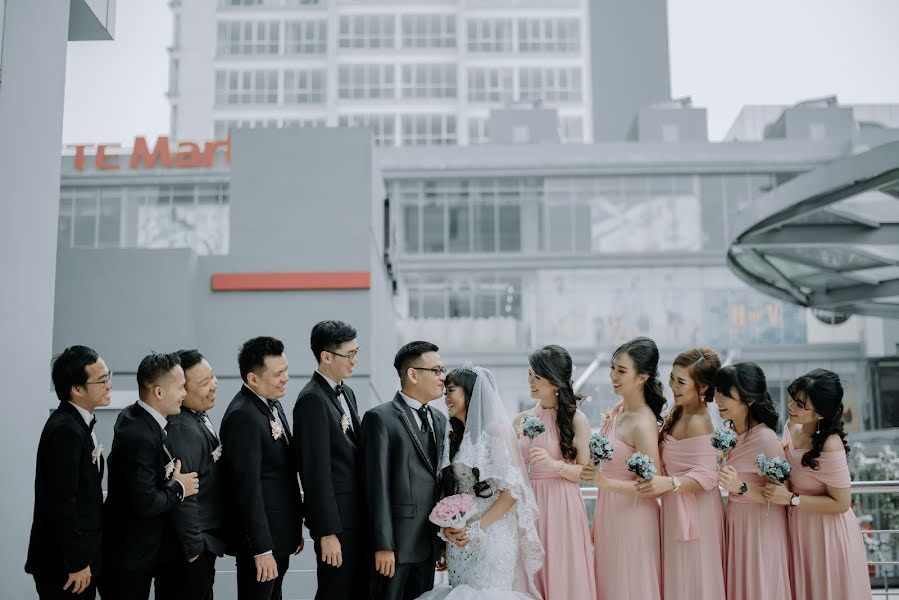 婚礼摄影师Hendra Paku Sadewa Ramelan（ukaphotography91）。2018 10月6日的照片