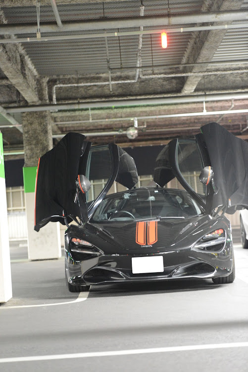 720Sクーペの成人おめでとうございます・マクラーレン720S・最高かよ❤に関するカスタム事例の投稿画像2枚目