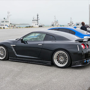 NISSAN GT-R R35