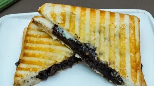 Brownie Chocolate Cheese Sandwich