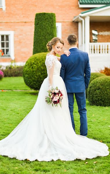 Fotógrafo de casamento Olga Barabanova (olga87). Foto de 13 de outubro 2016