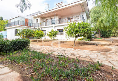 House with pool and terrace 3