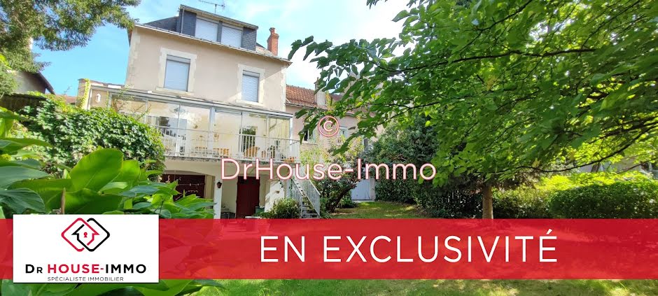 Vente maison 8 pièces 155 m² à Chatellerault (86100), 199 000 €