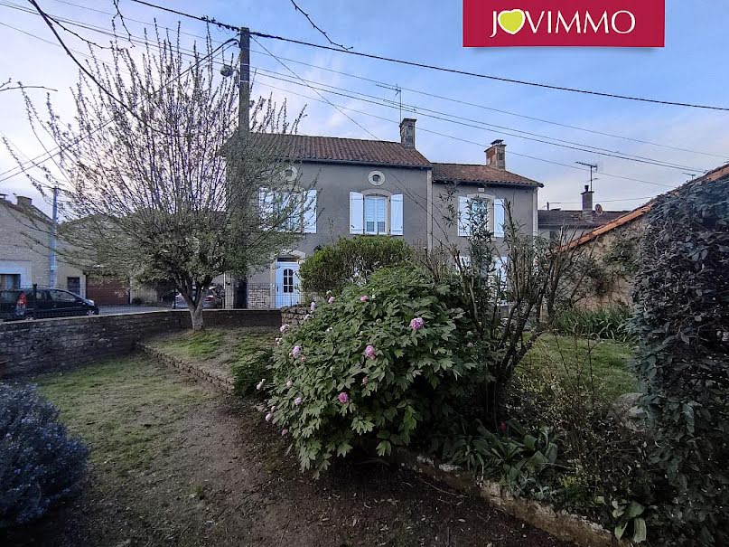 Vente maison 8 pièces 155 m² à Chauvigny (86300), 179 400 €