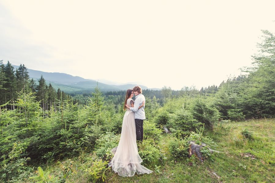 Wedding photographer Kseniya Ivanova (kinolenta). Photo of 31 May 2018