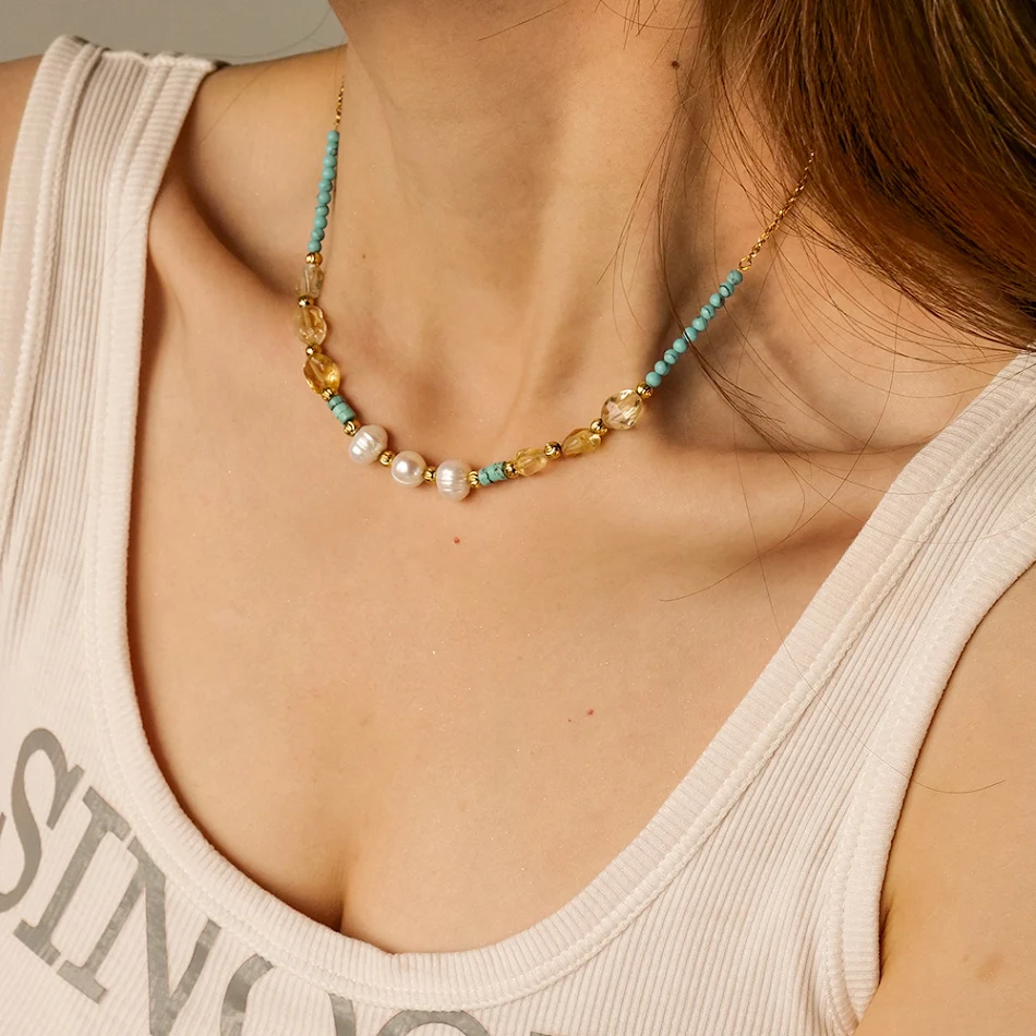 Collier de perles de culture d'eau douce, chaîne en acier inoxydable doré 18K, un bijou élégant et intemporel pour toutes occasions.