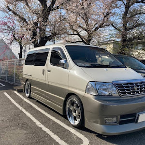 グランドハイエース VCH10W