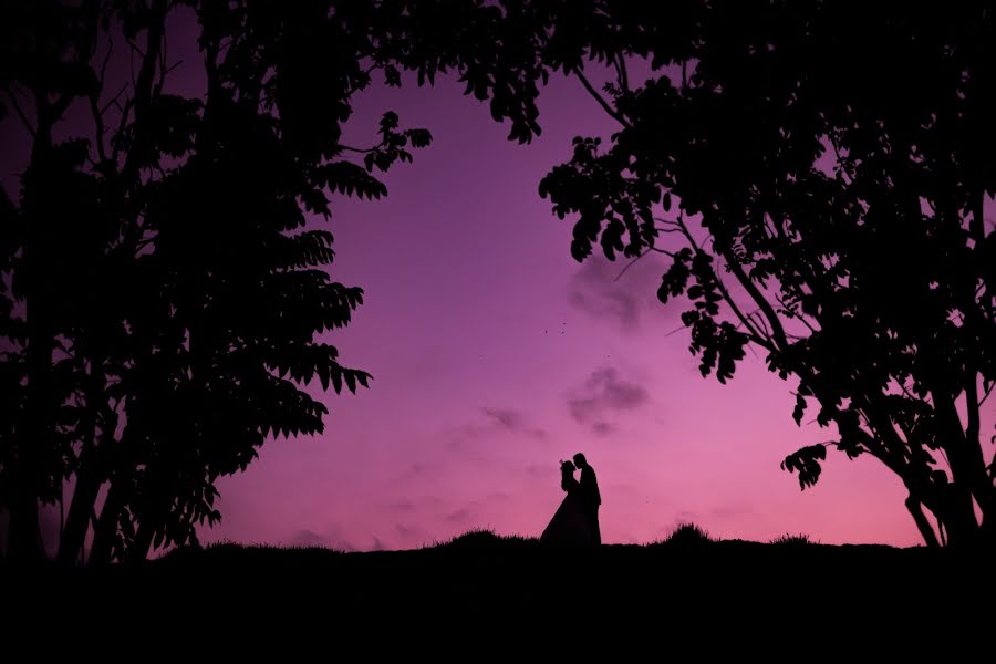 Wedding photographer Yi Qiang Chen (storystudio). Photo of 19 August 2021