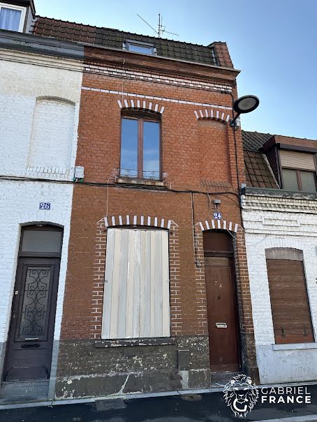 Vente maison 4 pièces 78 m² à Roubaix (59100), 94 000 €