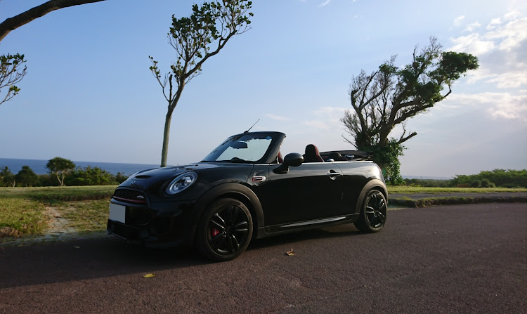 ミニジョンクーパーワークスのminoさんが投稿したカスタム事例の投稿画像2枚目