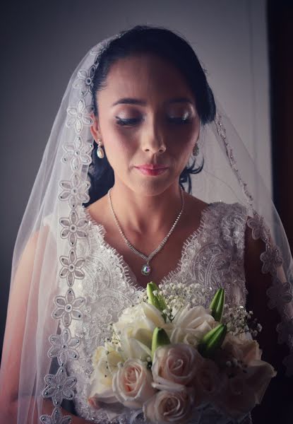 Bröllopsfotograf Alexander Martinez (35mm). Foto av 13 september 2018