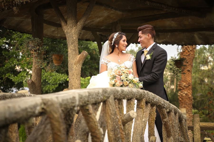 Fotografo di matrimoni Hector Rocha (hector). Foto del 8 ottobre 2020