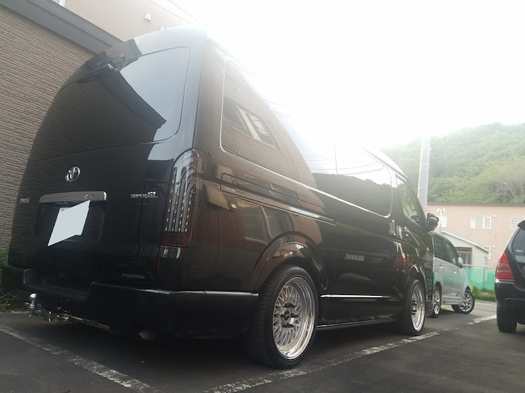 ハイエースバンの200系ハイエース・車中泊仕様・釣り仕様・DIY・見た目よりも実用性に関するカスタム事例の投稿画像13枚目