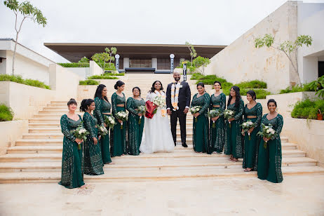 Photographe de mariage Inna Bezverkha (innaletka). Photo du 4 octobre 2022