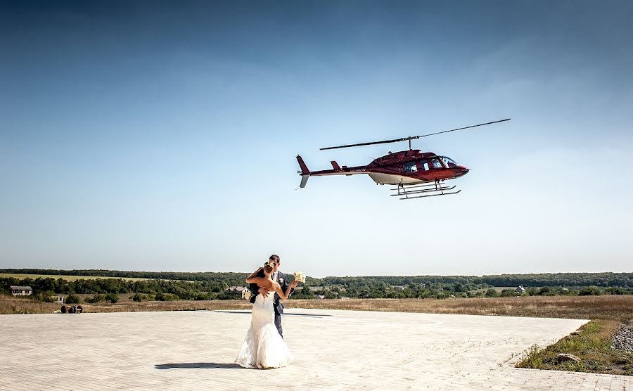 Wedding photographer Pavel Gomzyakov (pavelgo). Photo of 1 June 2013