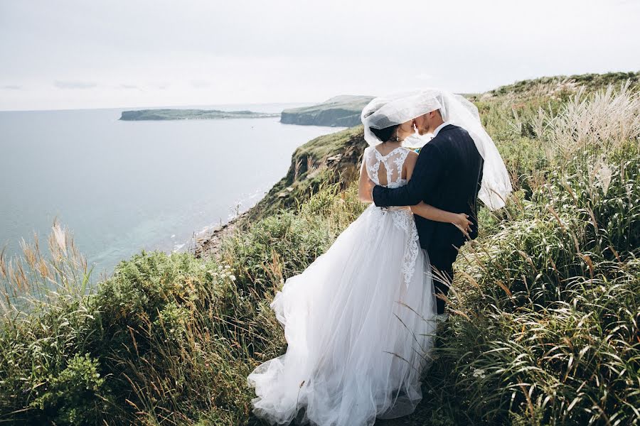 Fotógrafo de casamento Olga Vinogradova (olgasummer). Foto de 11 de outubro 2017