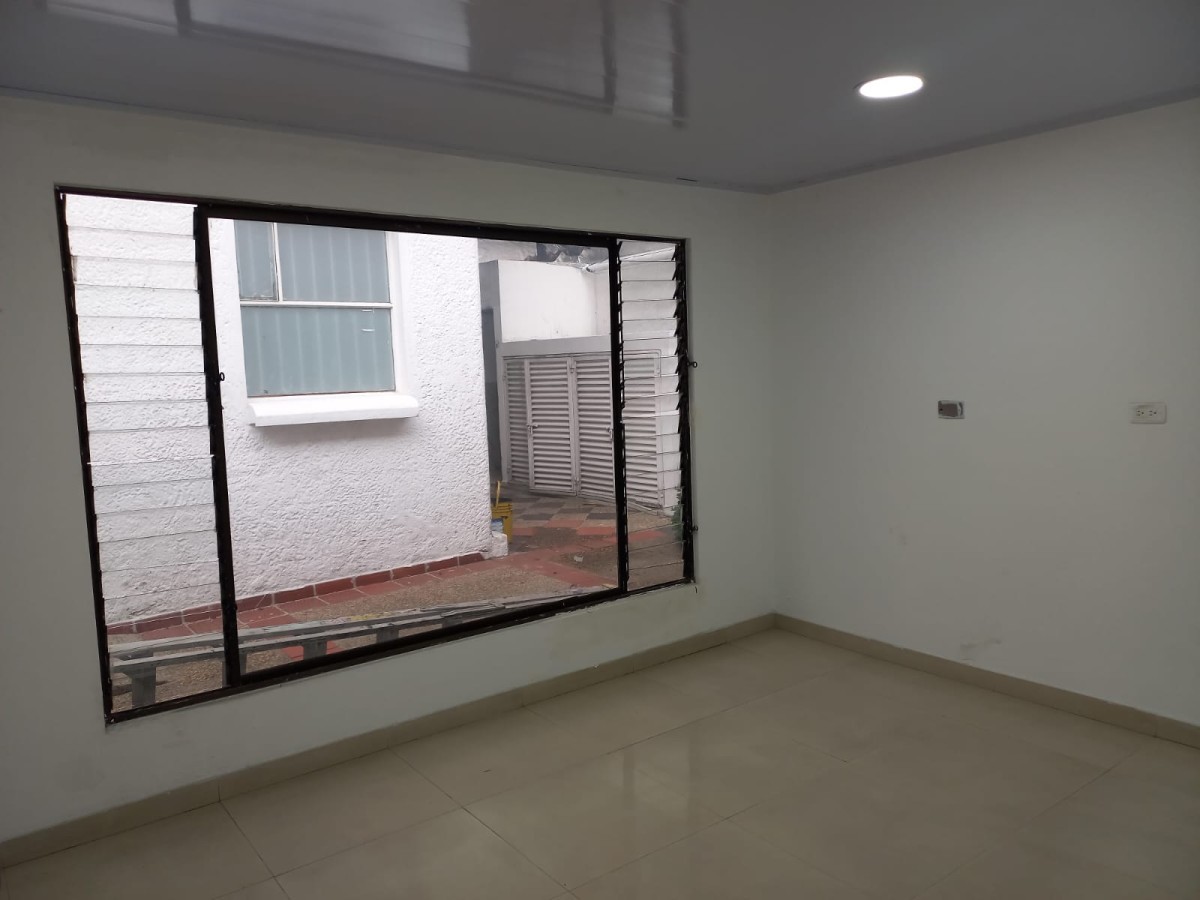 Oficina En Venta - Santa Barbara, Bogota