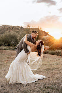 Wedding photographer Surfin Birds Photography And Film (bettiplach). Photo of 12 June 2018