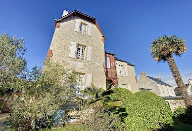 Maison en bord de mer avec jardin 2