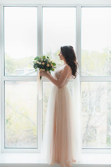 Wedding photographer Ekaterina Danilova (katerinadanilova). Photo of 12 April 2020