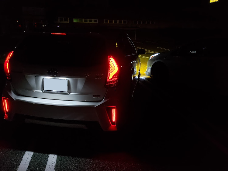 プリウスのシーケンシャル・ぷちオフ会・エコカー・光り物・プリウスαに関するカスタム事例の投稿画像8枚目