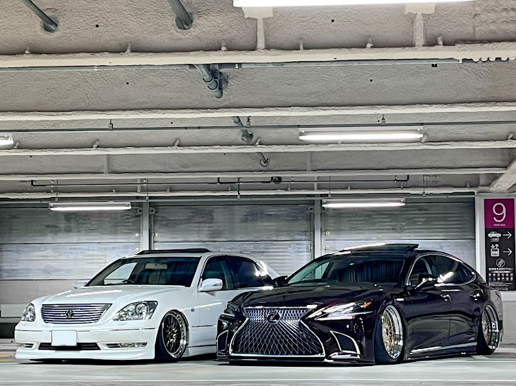 LSの#セルクラチャンネル・Five Hundred Family・セルシオ・LS・MTのお知らせに関するカスタム事例の投稿画像2枚目