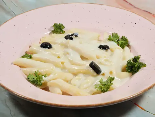 House Alfredo Pasta