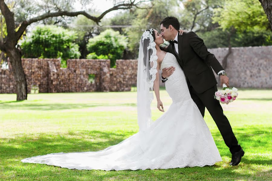 Fotógrafo de bodas Bernardo Olvera (olvera45). Foto del 10 de enero 2020