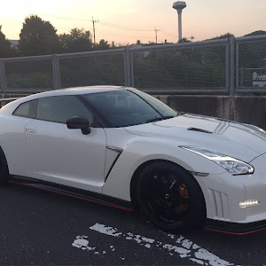 NISSAN GT-R R35