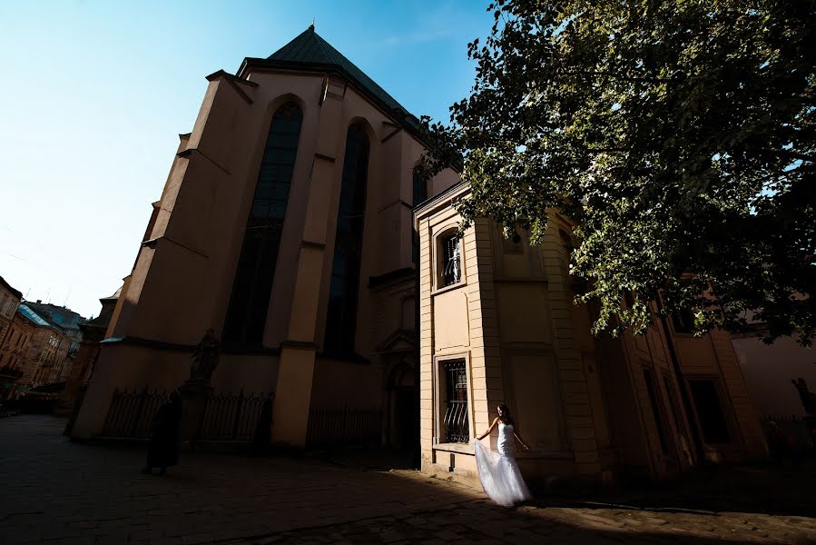 Fotografer pernikahan Rostyslav Kostenko (rossko). Foto tanggal 2 Maret 2015