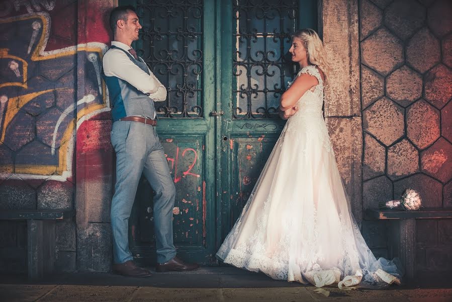 婚礼摄影师Nicolas Karaiskos（karaiskos）。2019 6月19日的照片