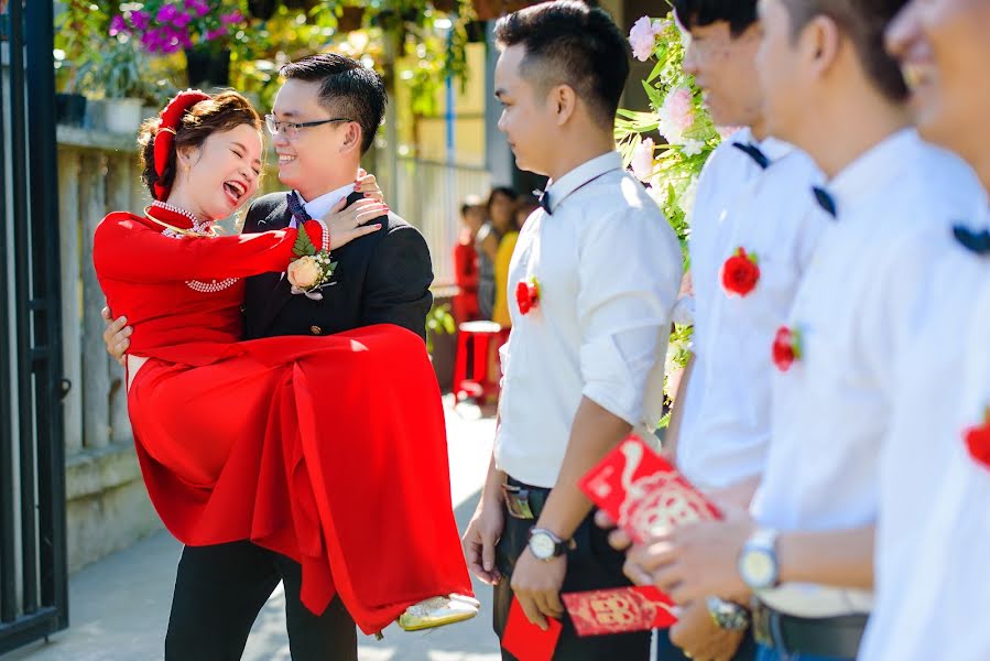 Fotógrafo de bodas Tin Trinh (tintrinhteam). Foto del 29 de julio 2019