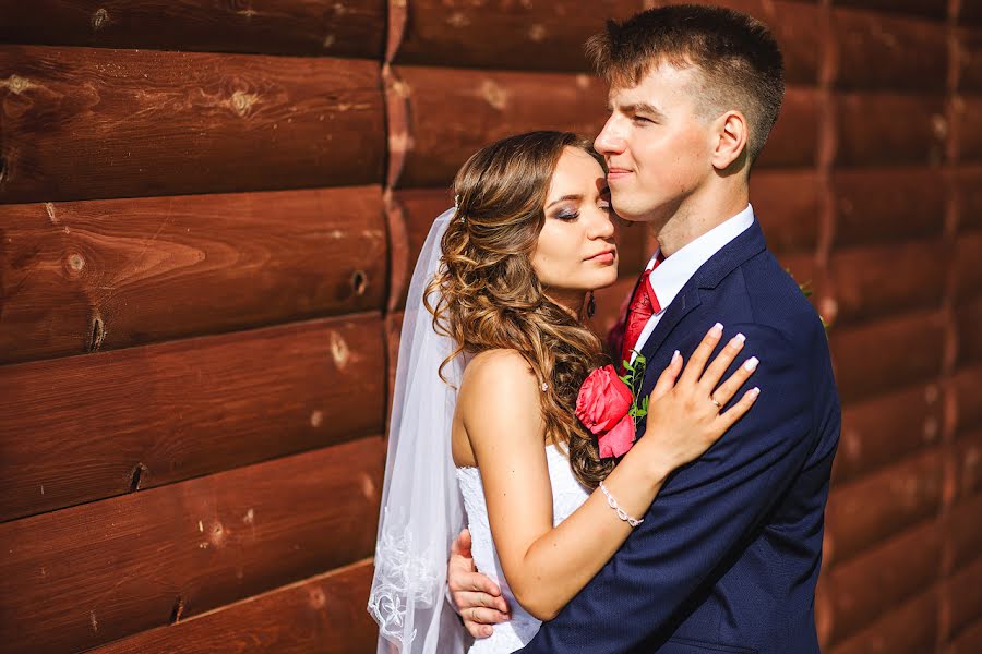 Fotógrafo de bodas Aleksandr Shulepov (alexandrshulepov). Foto del 8 de agosto 2017