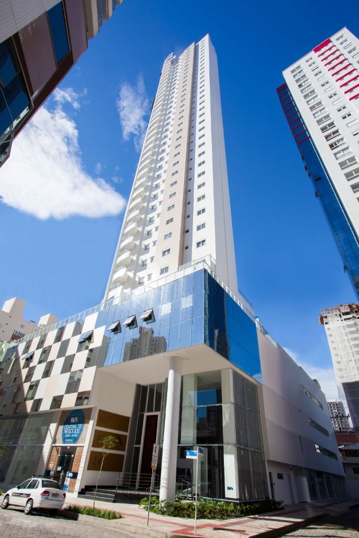 Apartamento com 3 dormitórios à venda, 128 m² por R$ 2.100.000 - Centro - Balneário Camboriú/SC