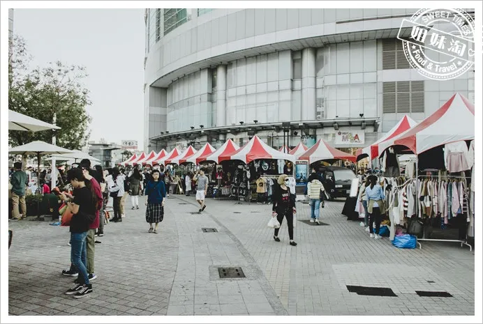 雄店市集