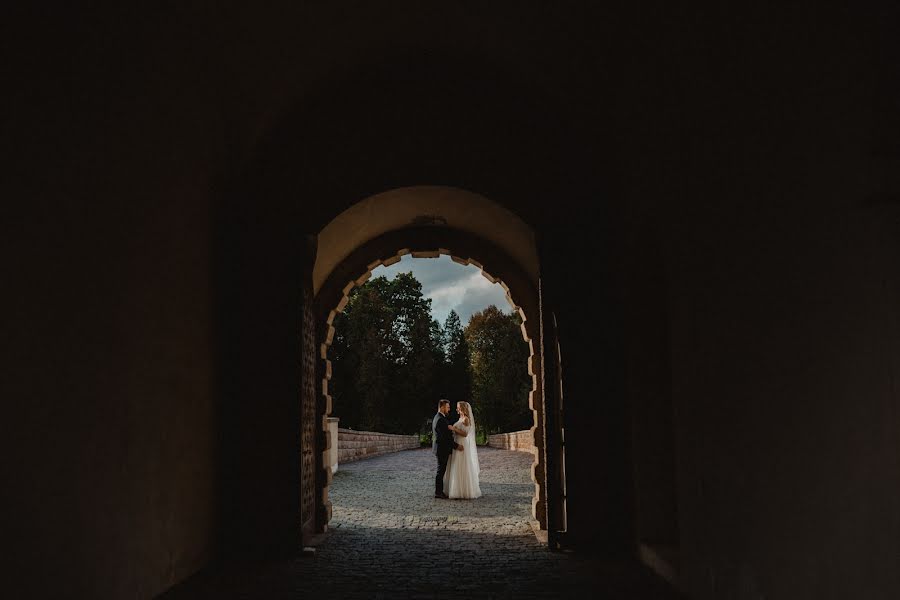 Wedding photographer Bartłomiej Bara (bartlomiejbara). Photo of 17 October 2023