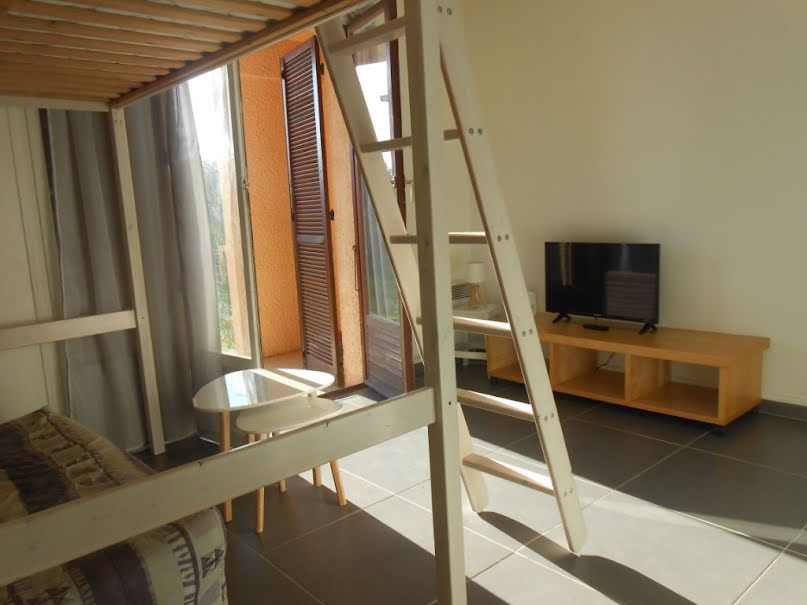 Location  appartement 1 pièce 26 m² à Ajaccio (20000), 622 €