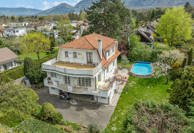 Maison avec jardin et terrasse 17