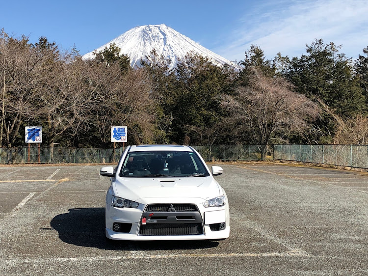 ランサーエボリューションの2/23は『富士山の日』・夢◯陸・ドライブインもちや・水ヶ塚公園・県を跨がず富士山コラボに関するカスタム事例の投稿画像3枚目