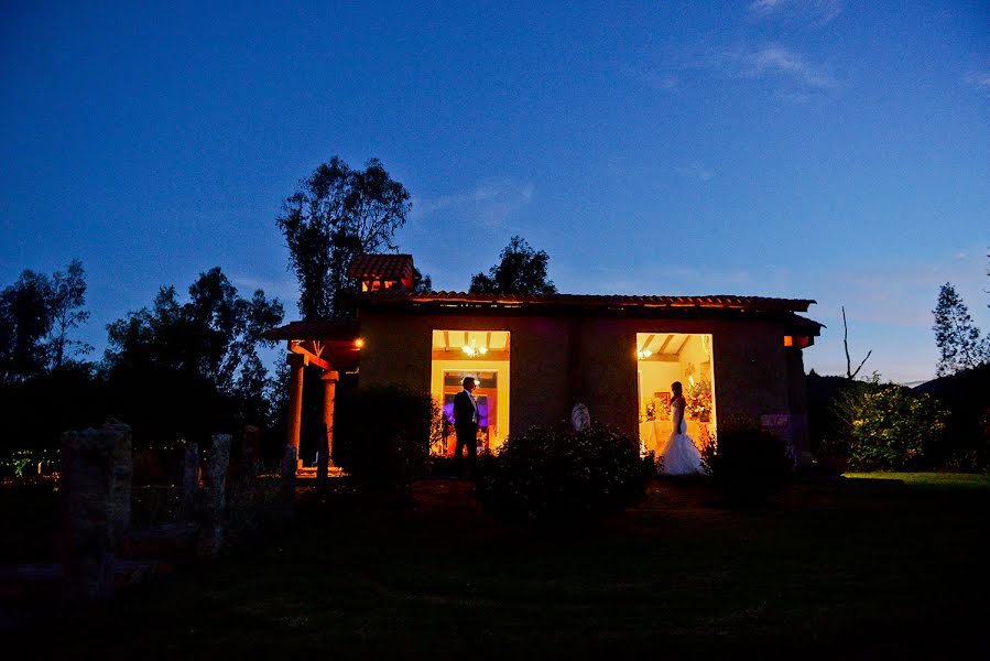 Fotografo di matrimoni Andres Beltran (beltran). Foto del 15 settembre 2015