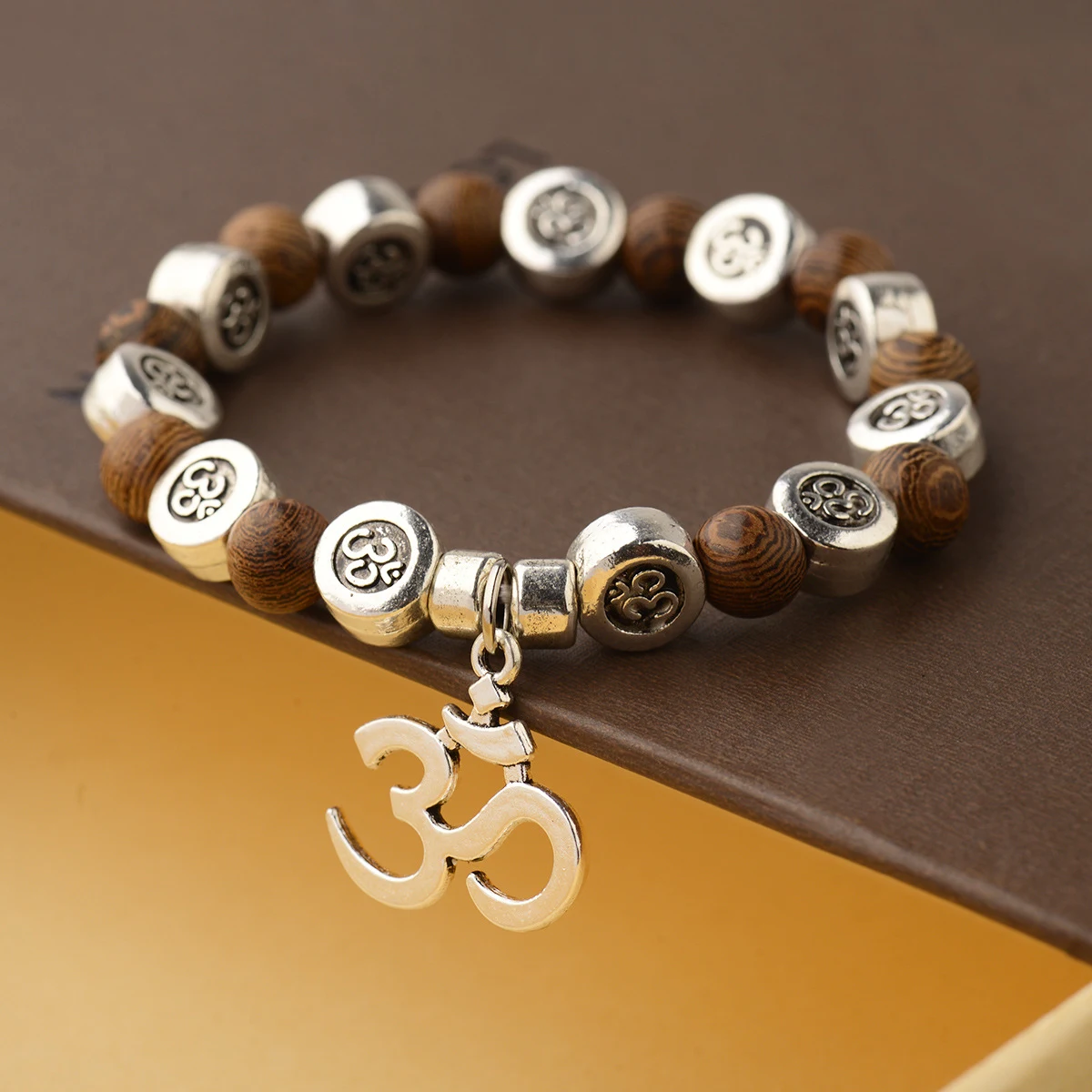 images slider number - 3