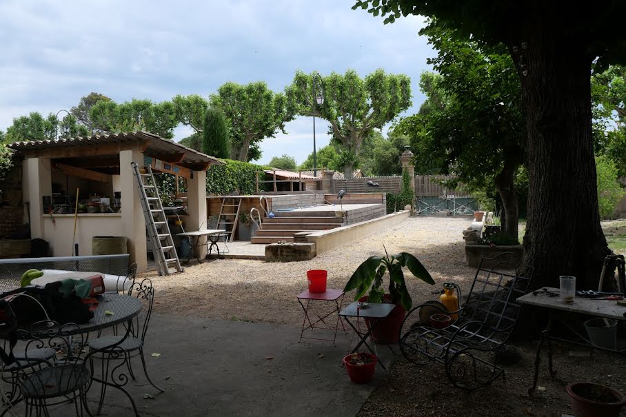 Vente maison 11 pièces 250 m² à Camaret-sur-Aigues (84850), 750 000 €